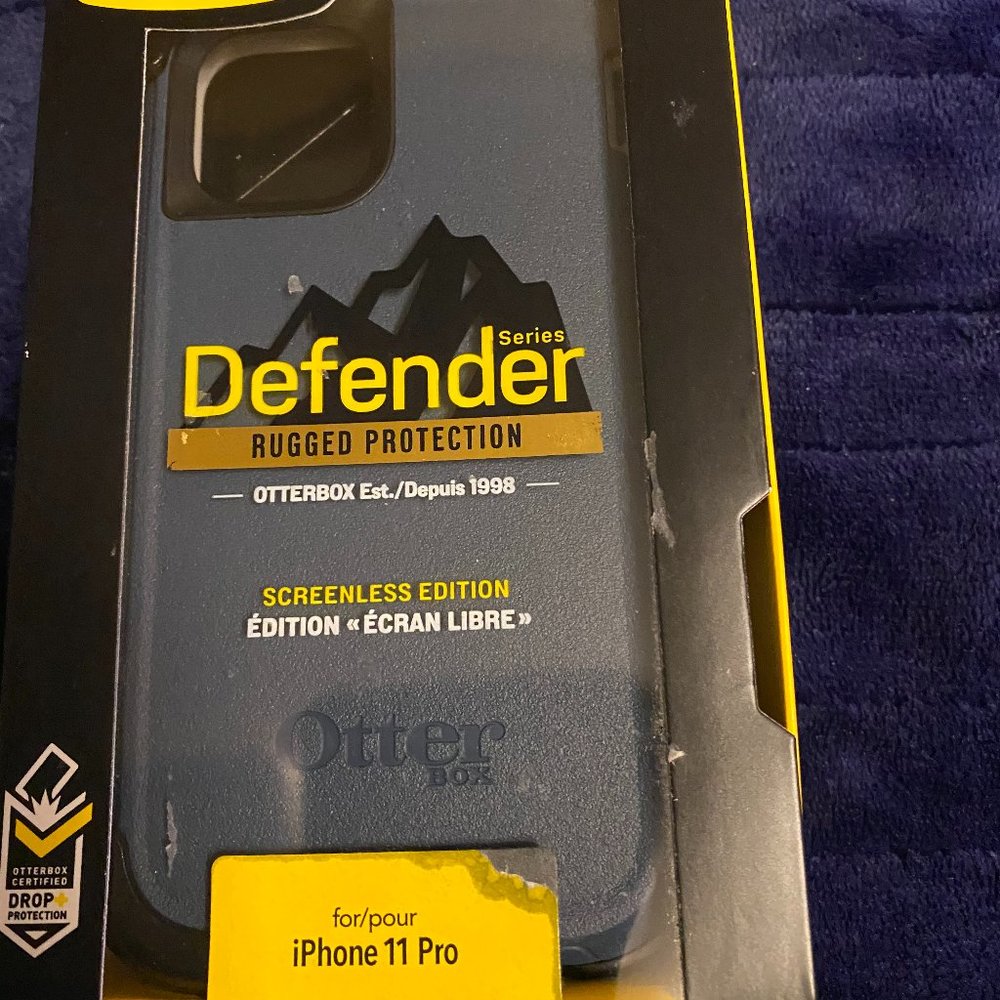 OtterBox Defender Case for Apple iPhone 11 Pro